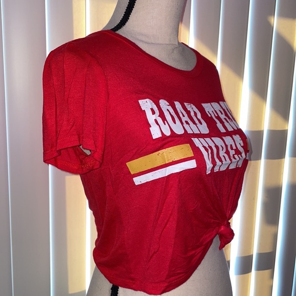 Crop Top - Picture 3 of 5